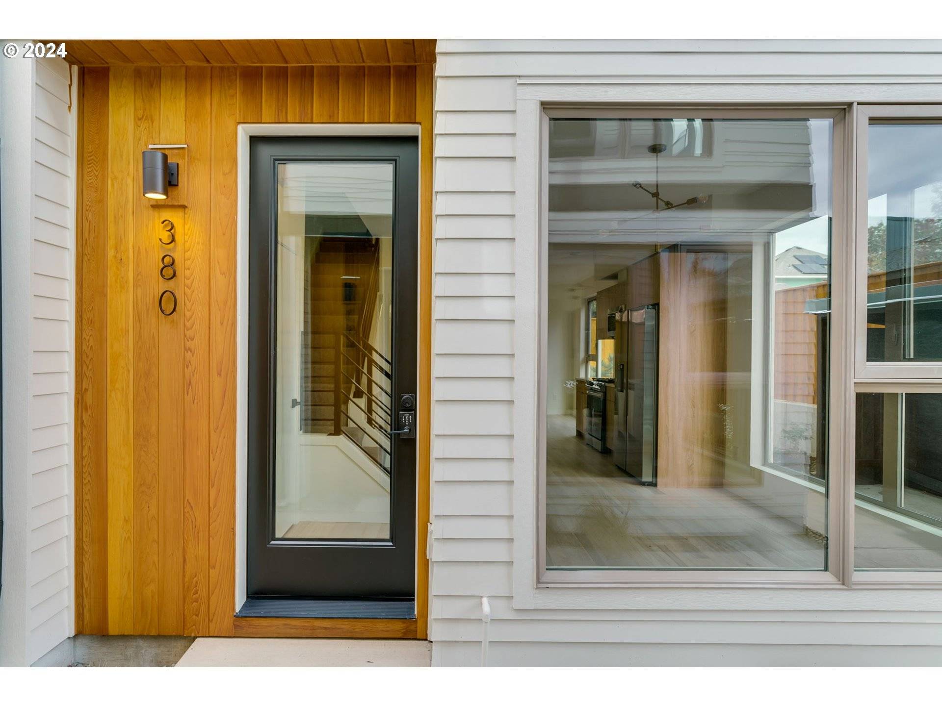 380 SE 86TH AVE, Portland, OR 97216