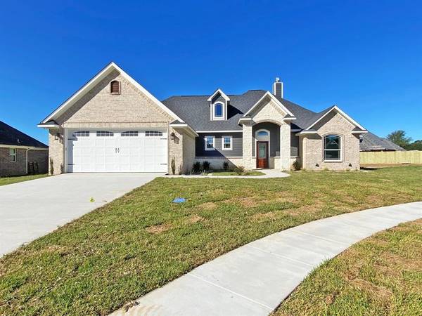 1226 Hitching Post Circle,  Bullard,  TX 75757