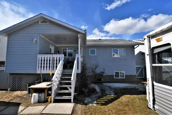 Hinton, AB T7V 1A3,442 Boutin AVE