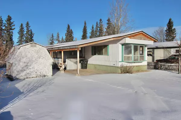 Hinton, AB T7V1M7,108 Fir AVE