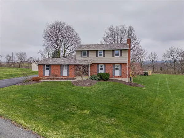 3826 Estate Drive, North Whitehall Twp, PA 18078