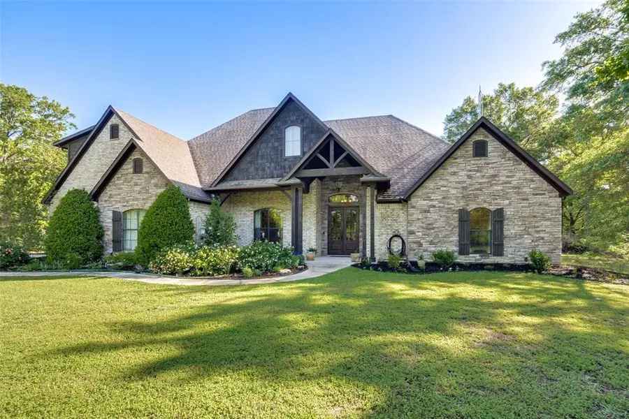 3226 County Road 3115, Greenville, TX 75402