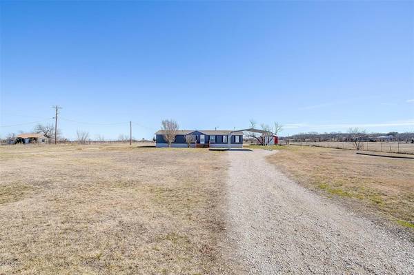 Joshua, TX 76058,3116 County Road 911