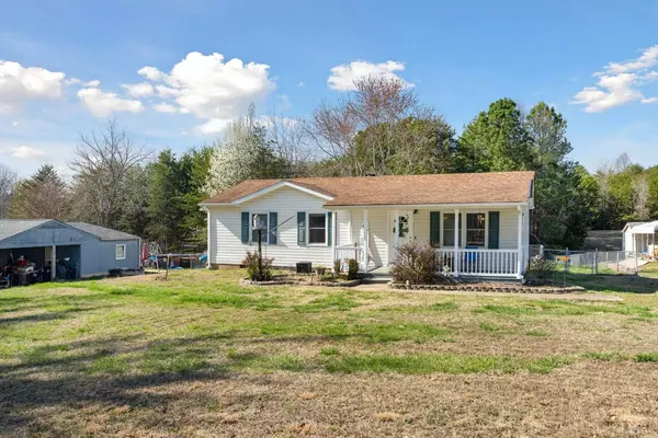 1988 Orphanage RD, Danville, VA 24540