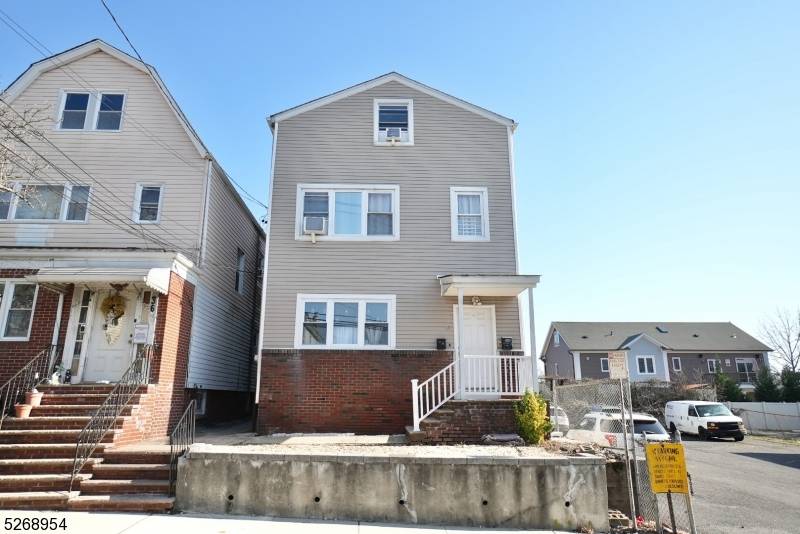 34 Clinton St, Belleville Twp., NJ 07109