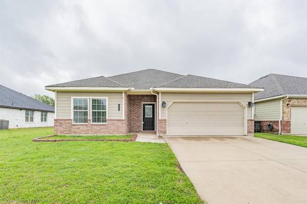 12233 Hunters Crossing Lane,  Fort Worth,  TX 76028