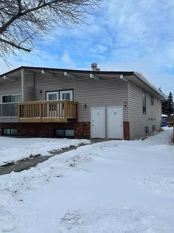 Calgary, AB T2A 1J6,918 40 ST SE