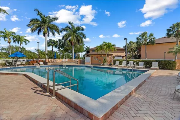 Naples, FL 34114,1504 Mainsail DR #5