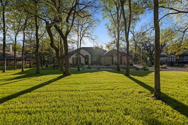 8440 Old Springtown Road,  Springtown,  TX 76082