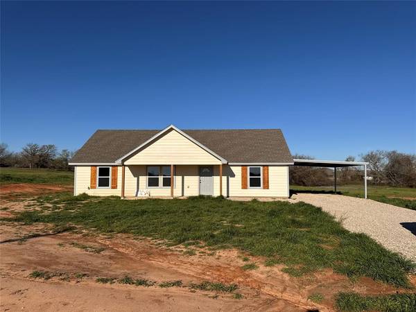 708 Elm Tree Court, Poolville, TX 76487