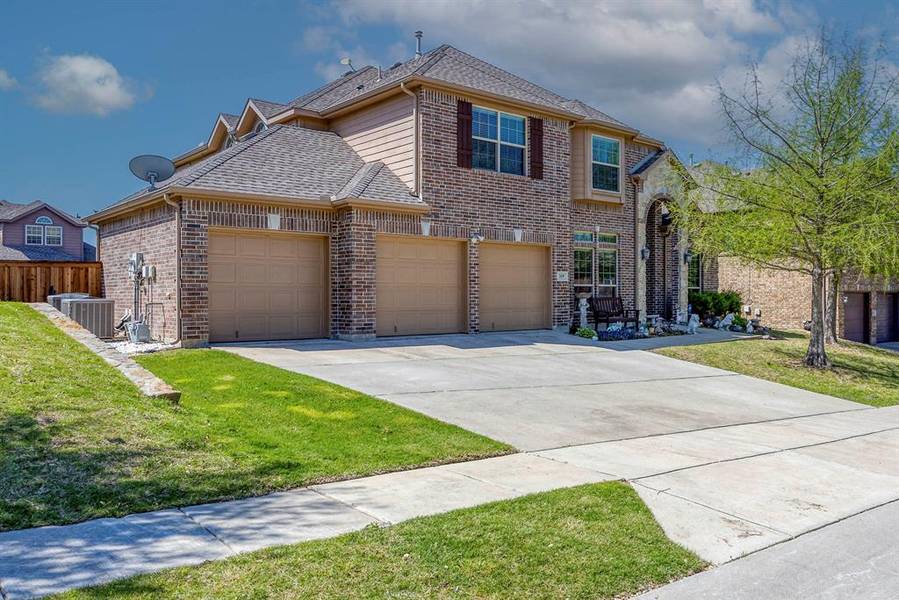 319 Trakehner Trail, Celina, TX 75009