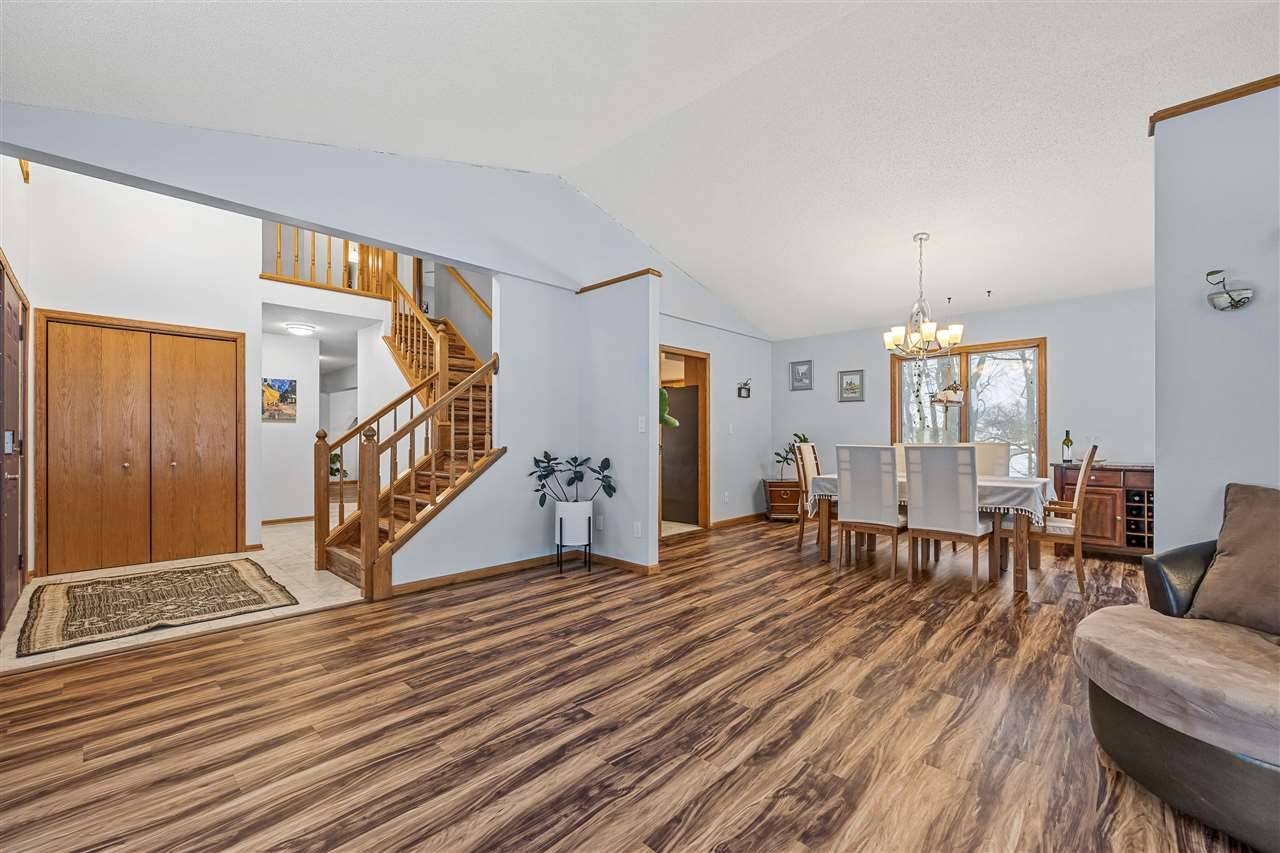 Iowa City, IA 52240,2999 NE Walnut Ridge Ln