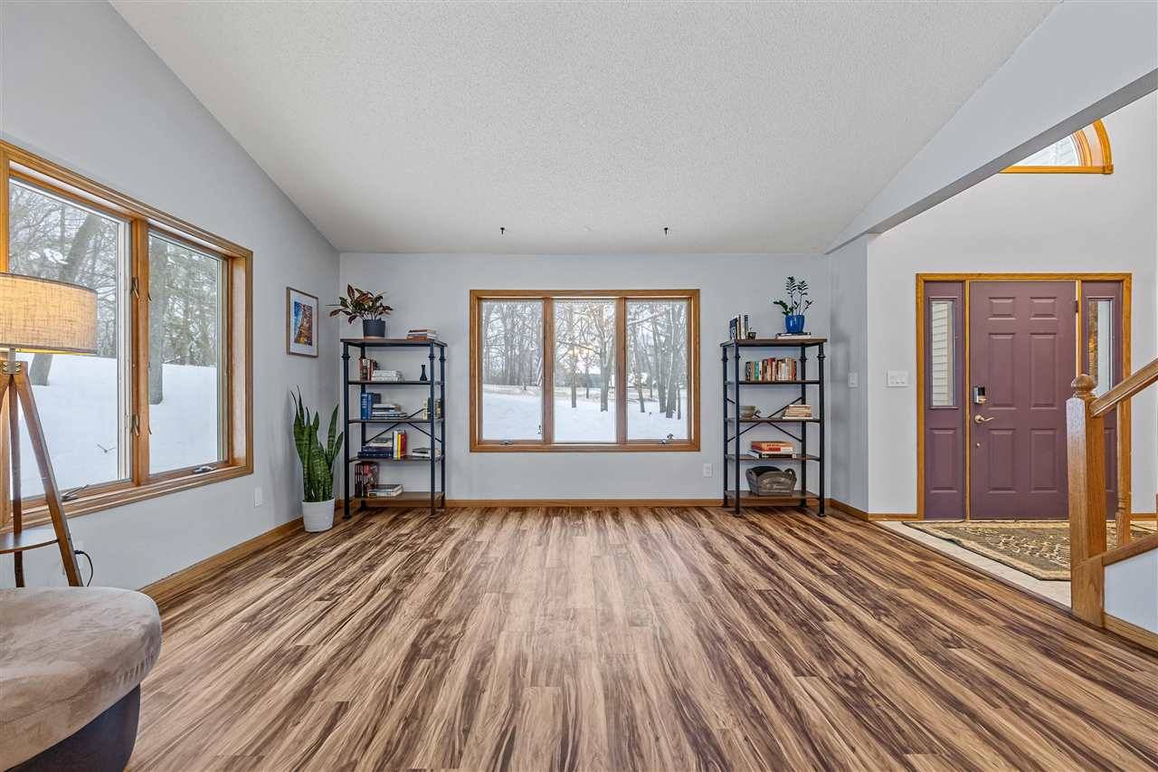 Iowa City, IA 52240,2999 NE Walnut Ridge Ln
