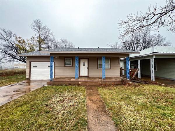 603 Union, Rule, TX 79547