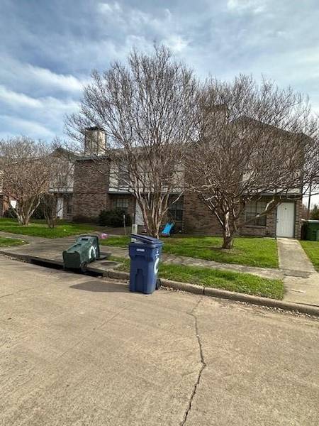 2822 Wimbledon Court, Garland, TX 75041