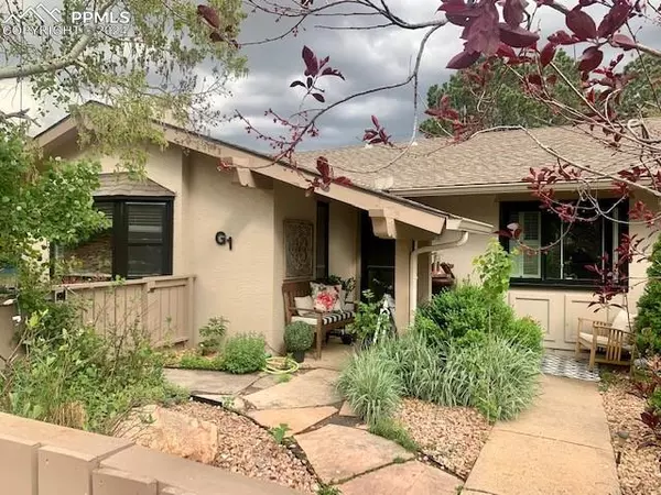 5308 Kissing Camels DR #G1, Colorado Springs, CO 80904