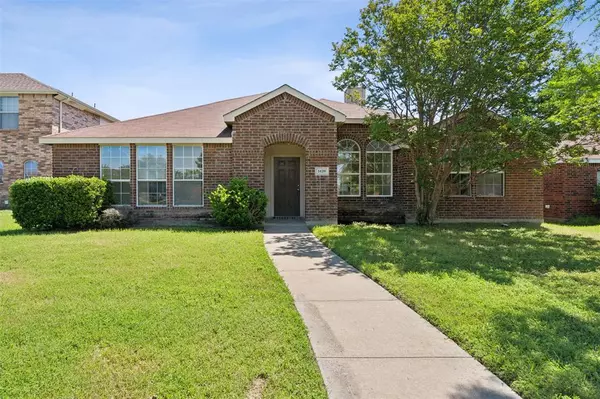 1428 Heather Ridge Drive, Lancaster, TX 75146