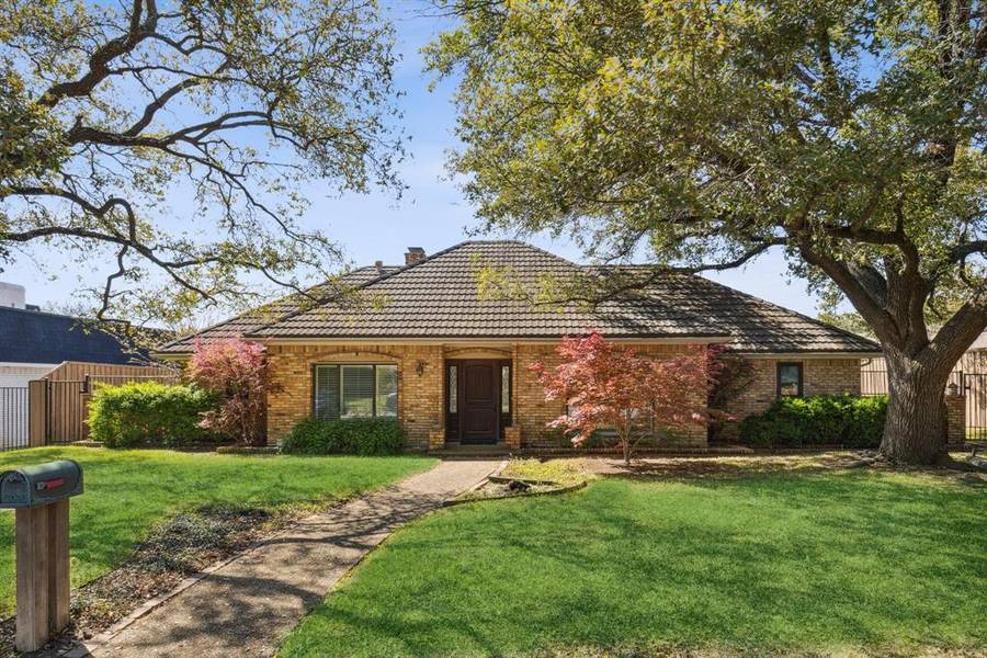 6716 Harvest Glen Drive, Dallas, TX 75248