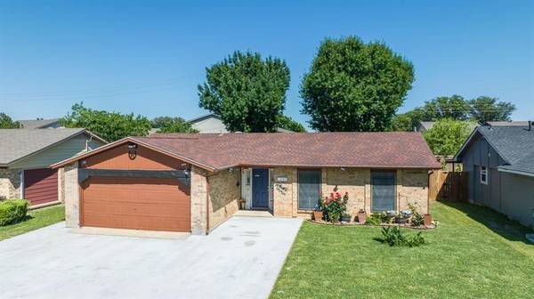 1007 Stony Brook Drive, Lewisville, TX 75067