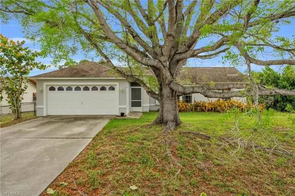 18447 Fuchsia RD, Fort Myers, FL 33967