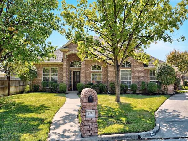 405 Cottonwood Lane, Hurst, TX 76054