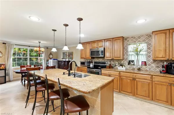 Naples, FL 34119,6230 Bur Oaks LN