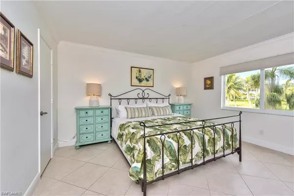 Naples, FL 34113,190 PEBBLE BEACH BLVD 205