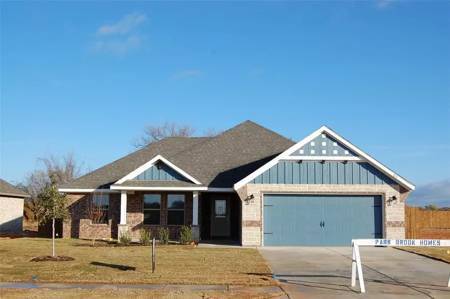 817 Haley Street, Springtown, TX 76082