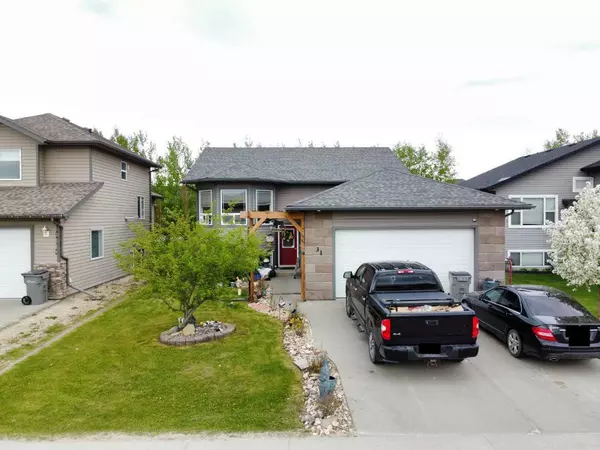 31 Rodeo WAY, Whitecourt, AB T7S 0B9