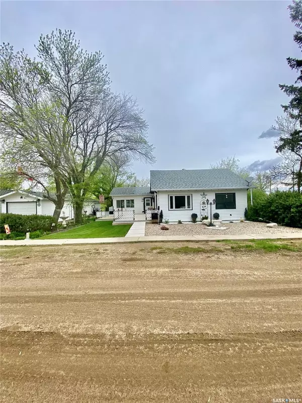 145 Brock STREET,  Brownlee,  SK S0H 0M0