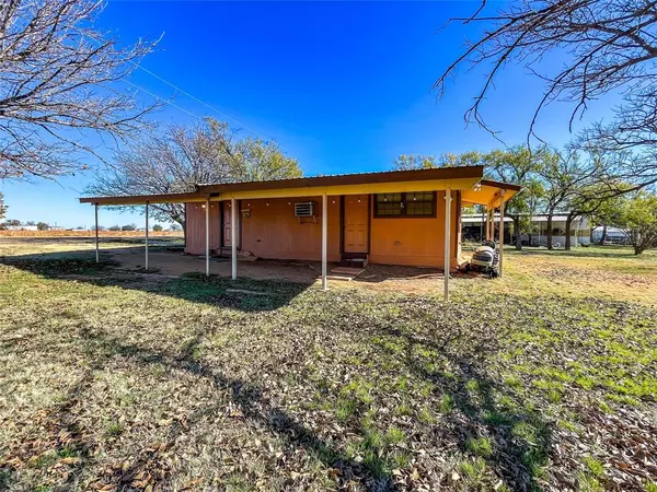 2255 Vedas Camp Road, Haskell, TX 79521