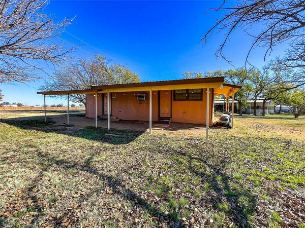 2255 Vedas Camp Road, Haskell, TX 79521