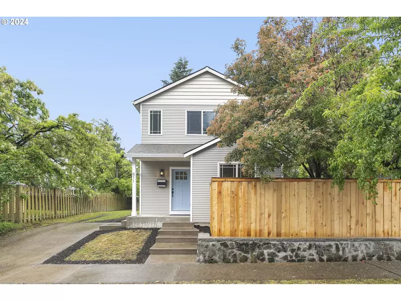 811 SE 92ND AVE, Portland, OR 97216