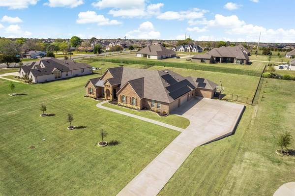 303 Virgil Drive, Sunnyvale, TX 75182