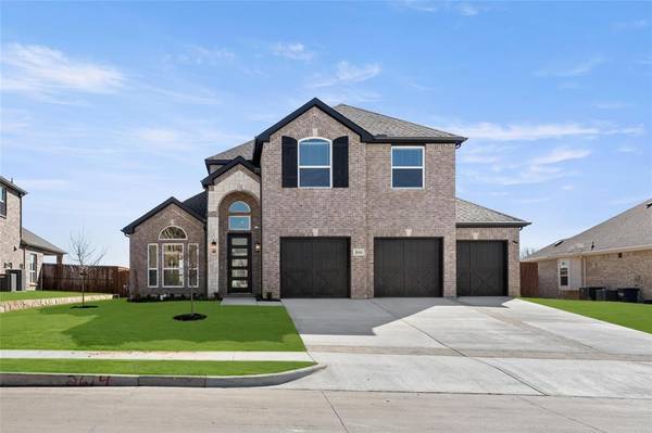 2614 White Plains Drive, Midlothian, TX 76065