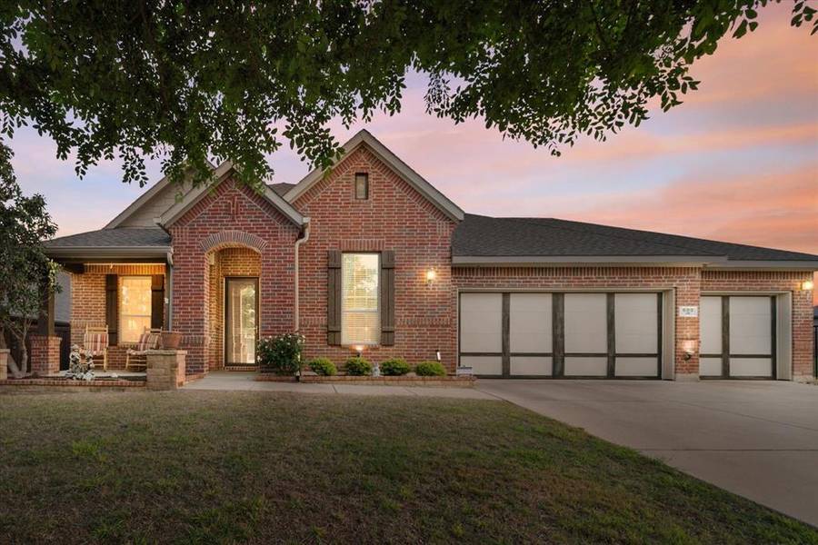 600 Fall Wood Trail, Fort Worth, TX 76131