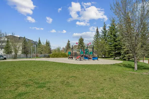 Calgary, AB T2X 3P7,11 Chaparral Ridge DR SE #2202