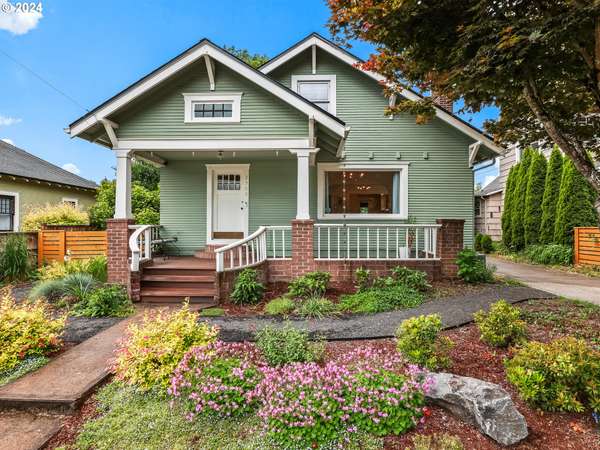 2308 HARNEY ST, Vancouver, WA 98660