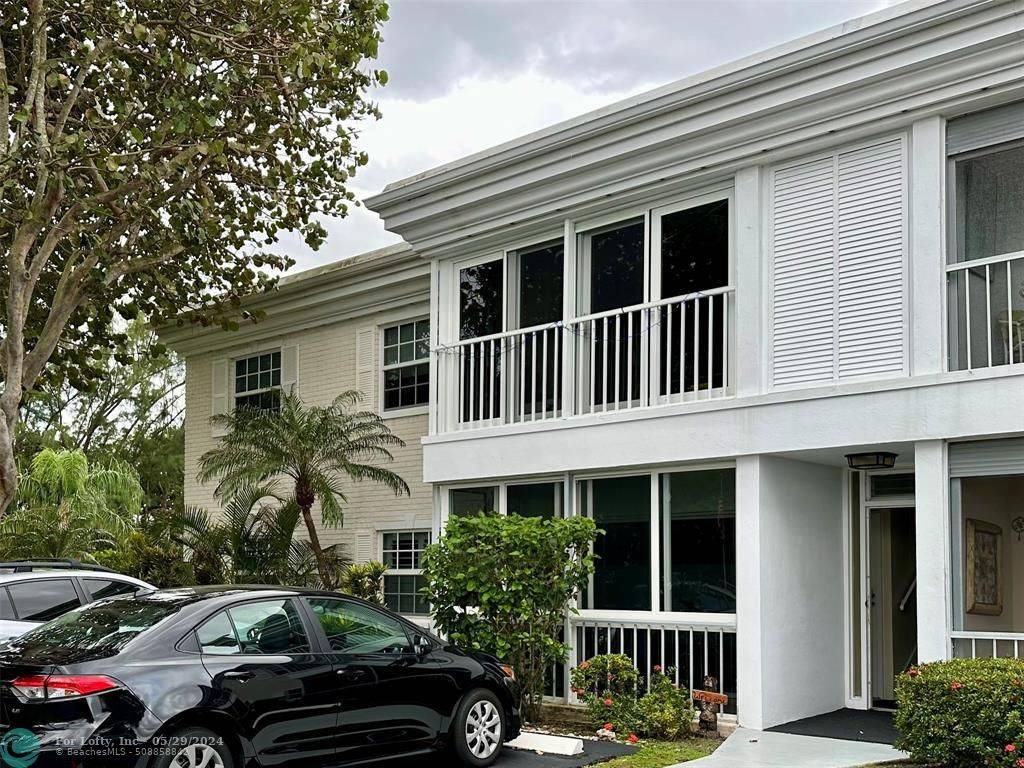 Fort Lauderdale, FL 33308,6449 Bay Club Dr  #3