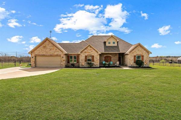 15176 Saddle Ridge Circle, Terrell, TX 75160