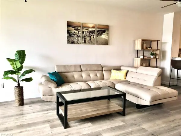 15126 Palmer Lake CIR 104, Naples, FL 34109