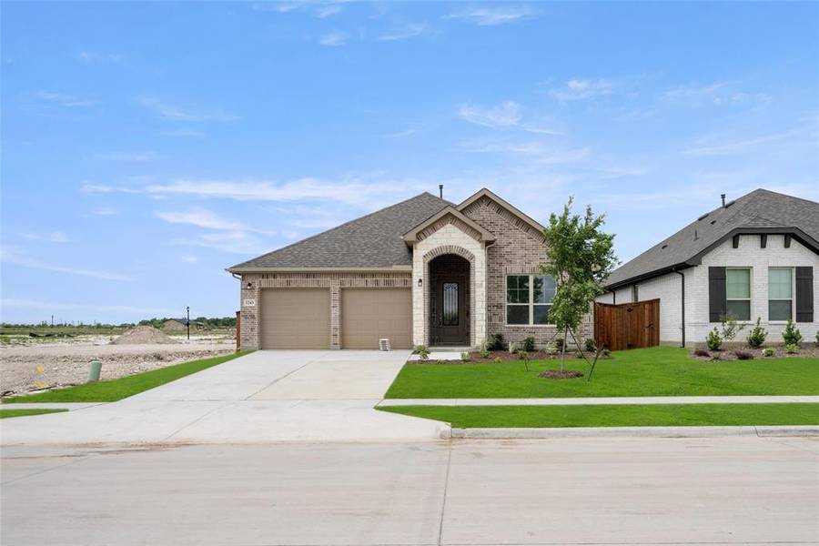 1243 Stockton Trail, Red Oak, TX 75154