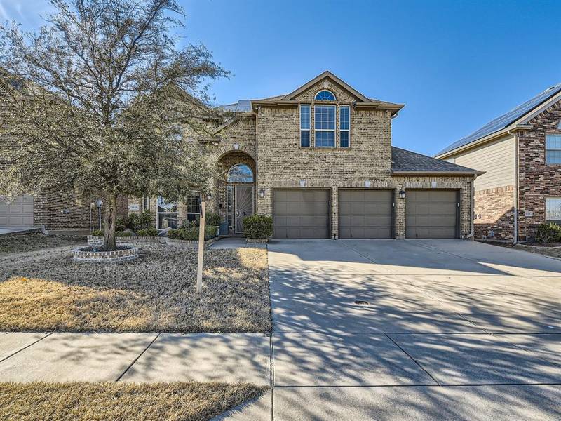 8620 Paper Birch Lane, Fort Worth, TX 76123