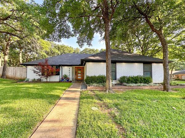 4605 Branchview Drive,  Arlington,  TX 76017