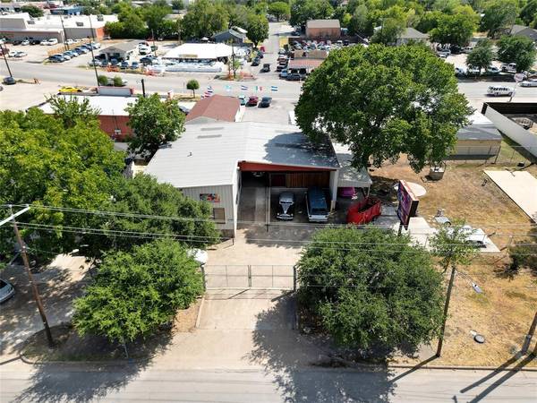 120 W State Street,  Garland,  TX 75040