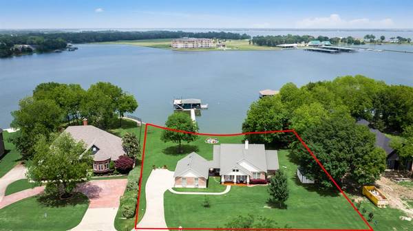 1195 The Shores Drive, Corsicana, TX 75109