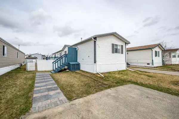 Rural Grande Prairie No. 1 County Of, AB T8V 2Z8,118 Clark CRES