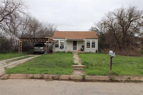 1114 La Monte Drive, Brownwood, TX 76801