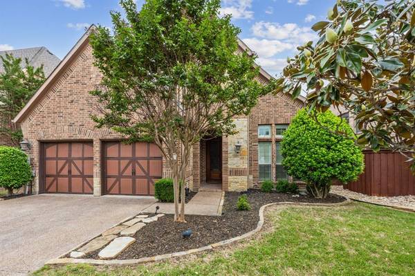 37 Secluded Pond Drive, Frisco, TX 75034