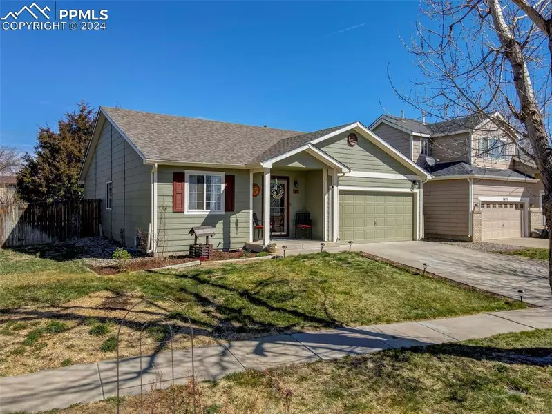 3837 Elk LN, Pueblo, CO 81005